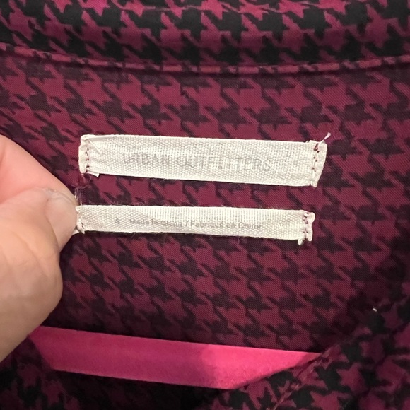 URBAN OUTFITTERS- Black & Burgundy Button Up Gingham Short Romper Sz4 - Picture 2 of 5